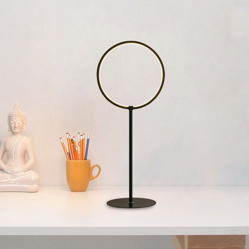Metalen ring nachtkastje licht minimalistische led kleine bureaulamp in zwart voor slaapkamer