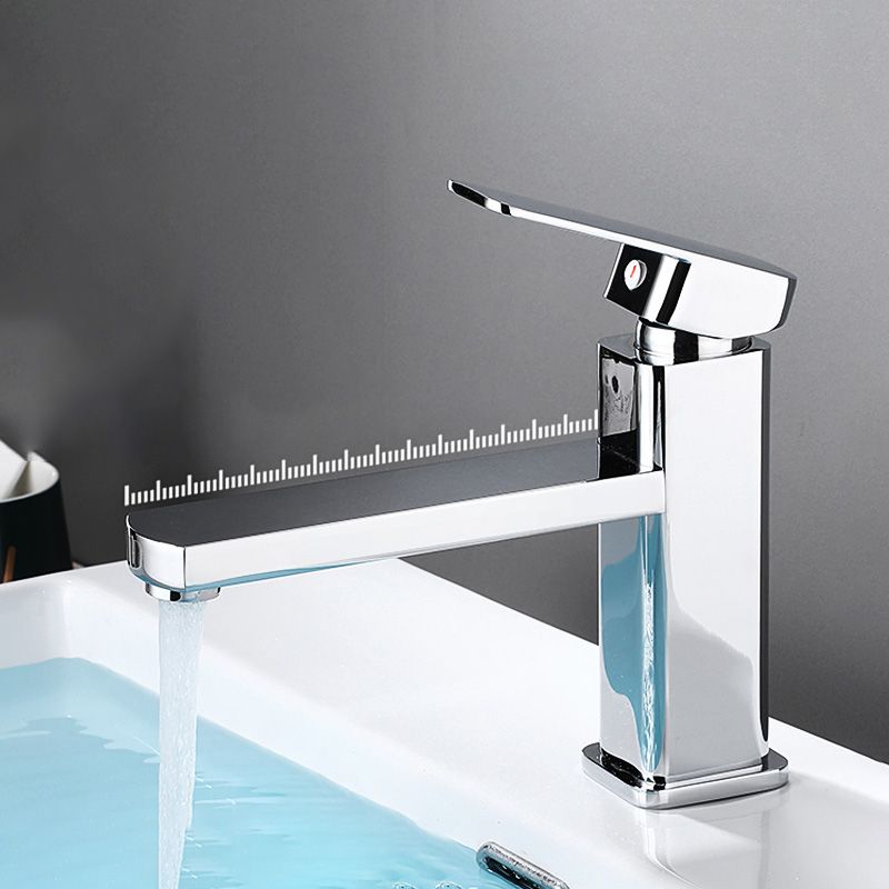 Deck Mounted Copper Roman Tub Faucet Low Arc Roman Tub Faucet Set in Silver