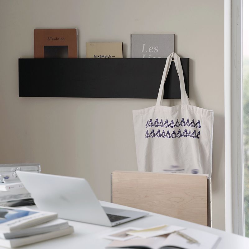 Wall Mounted Bookshelf Modern Style Metal Shelf Bookcase in Black