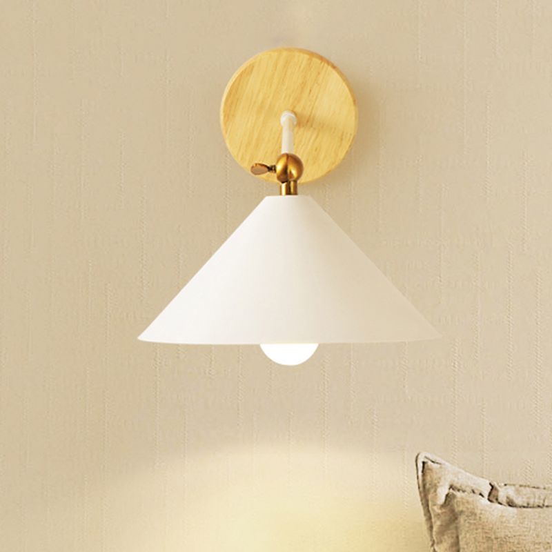 Rotatable White Pyramid Wall Lighting 1 Head Nordic Modern Metallic Sconce Light for Bedroom