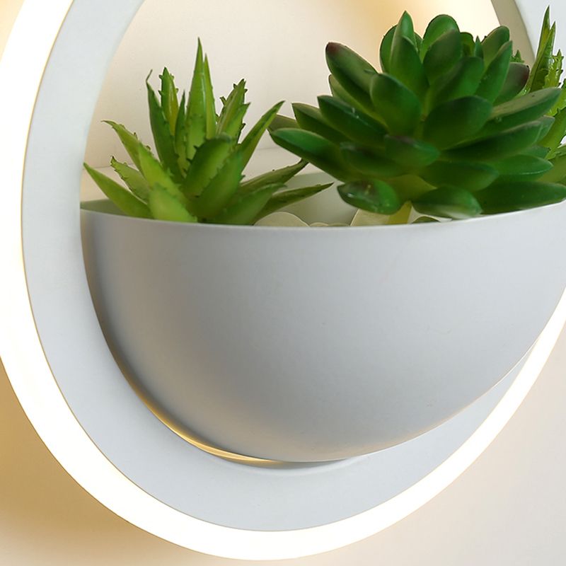 Geometry Metal Wall Light Modern Style 1 Light Wall Lamp in White(Plant Not Included)