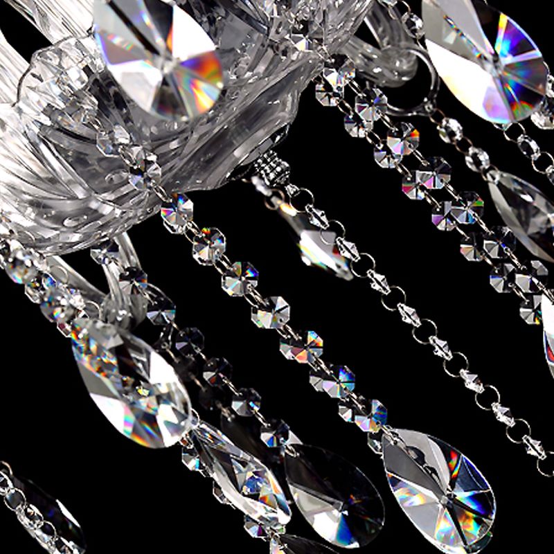 Modernistische Glockendecke Kronleuchter klarer Kristall 6/8 Lampen Wohnzimmer Anhängerlampe in Beige, 23 "/28" W.