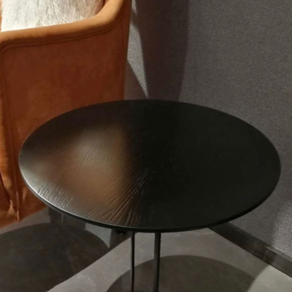 Round Pedestal Base Base Design Solid Wood Table Nordic Style Side Table