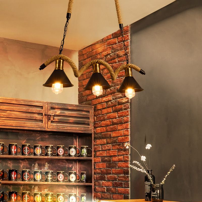 Colgante de islas negras de metal ligero de la isla industrial con cuerda natural para restaurante