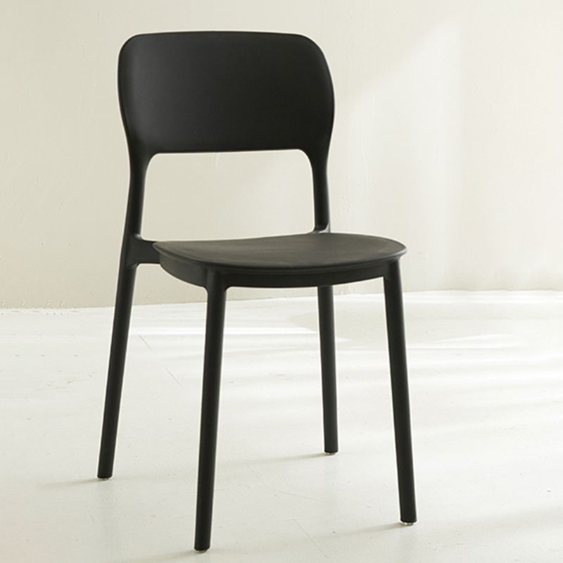 Modern Outdoors Dining Chairs Plastic Stacking Patio Dining Chair
