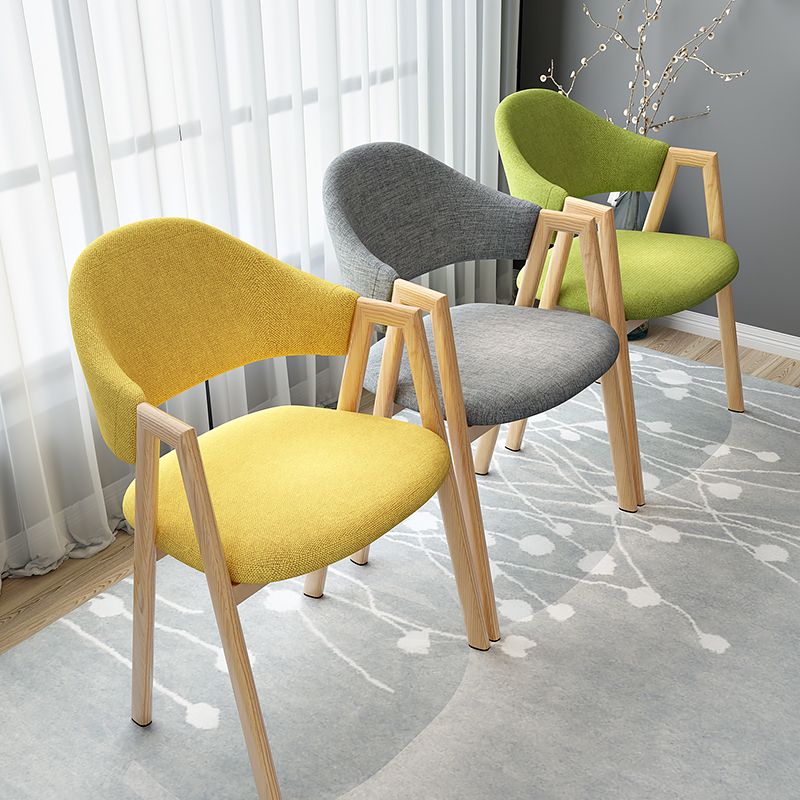 Chaise de salle à manger contemporaine en métal, chaise latérale de salle à manger en velours pour usage domestique