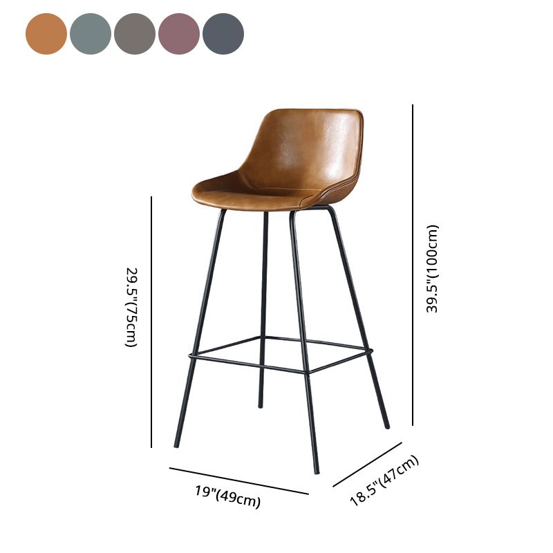 Taburete de bar moderno para interior, de cuero, sin brazos, con reposapiés, base metálica