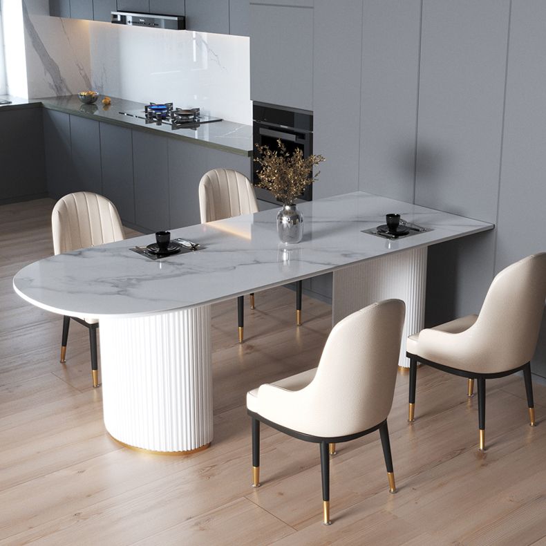 Eigentijdse thuis gesinterde stenen eettafel vrijformaat vormtafel met dubbele voetstukbasis