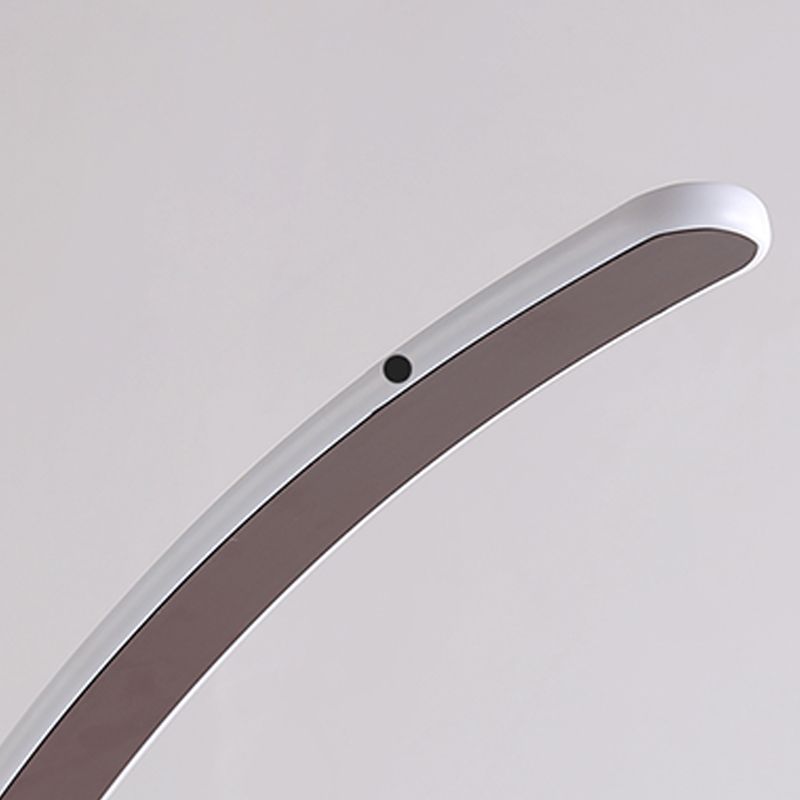 Luce da pavimento a forma lineare in metallo 1 Moderno luce montata sul pavimento leggero