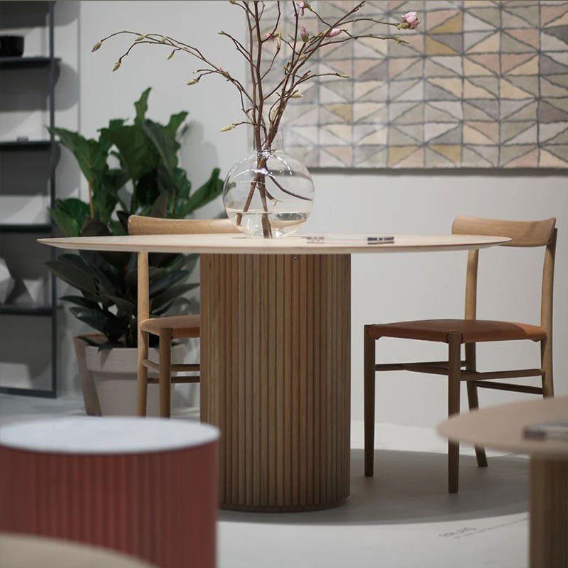 Round Dining Table Modern Style Solid Wood Dinner Table for Home Kitchen