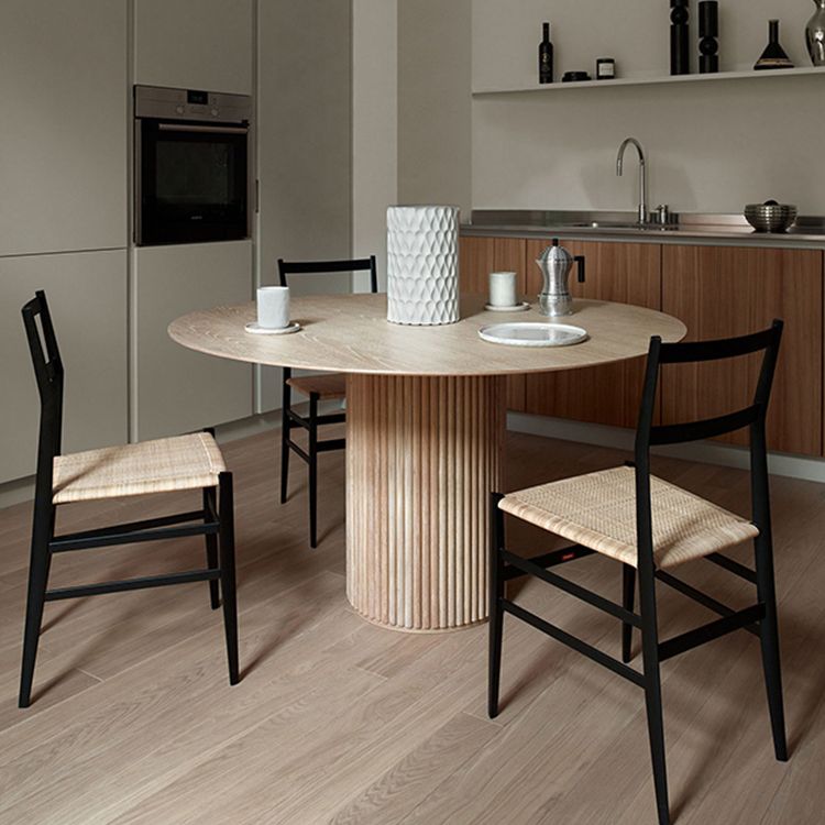 Contemporary Round Dining Table Pine Solid Wood Table with Pedestal Table