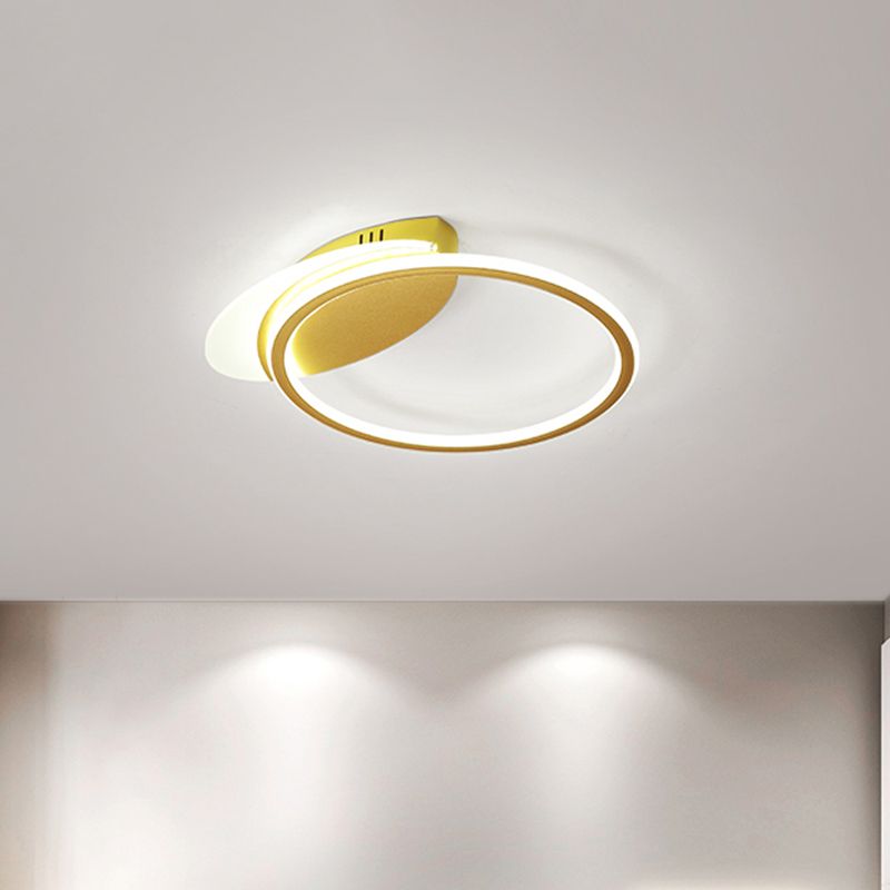 Metallic Round Flush Mount Fixture Minimalist LED Flush Lighting in Gold for Bedroom, White/Warm Light