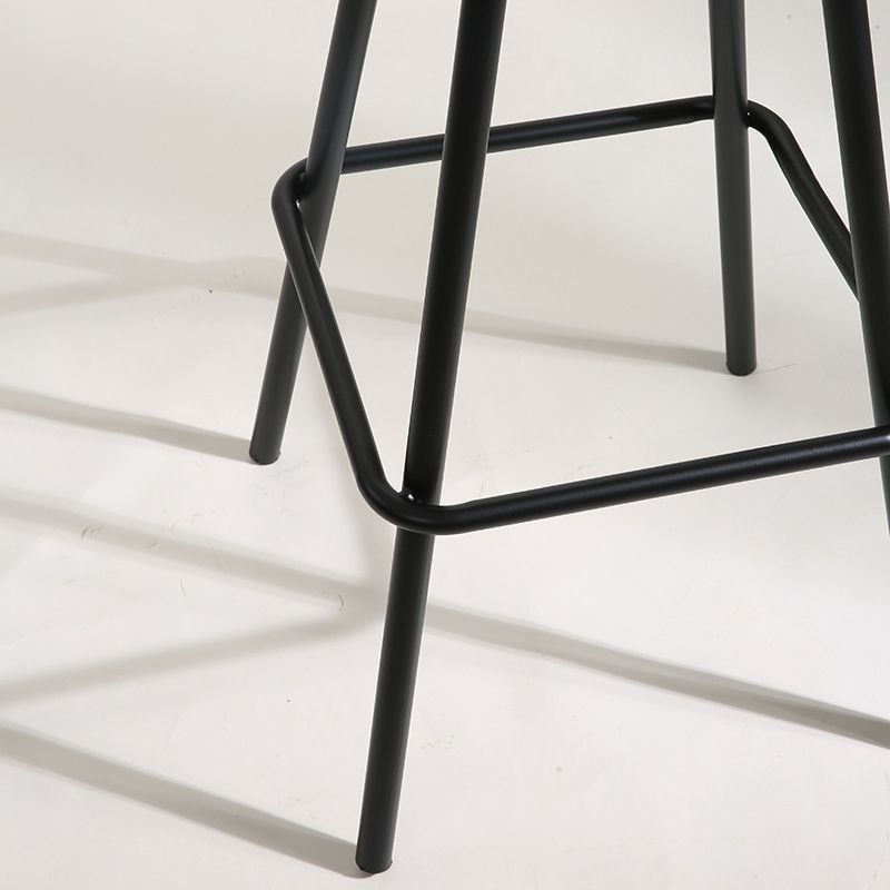 Square Industrial Bar Table Set 1/2 Pieces Counter Table with Iron High Stools