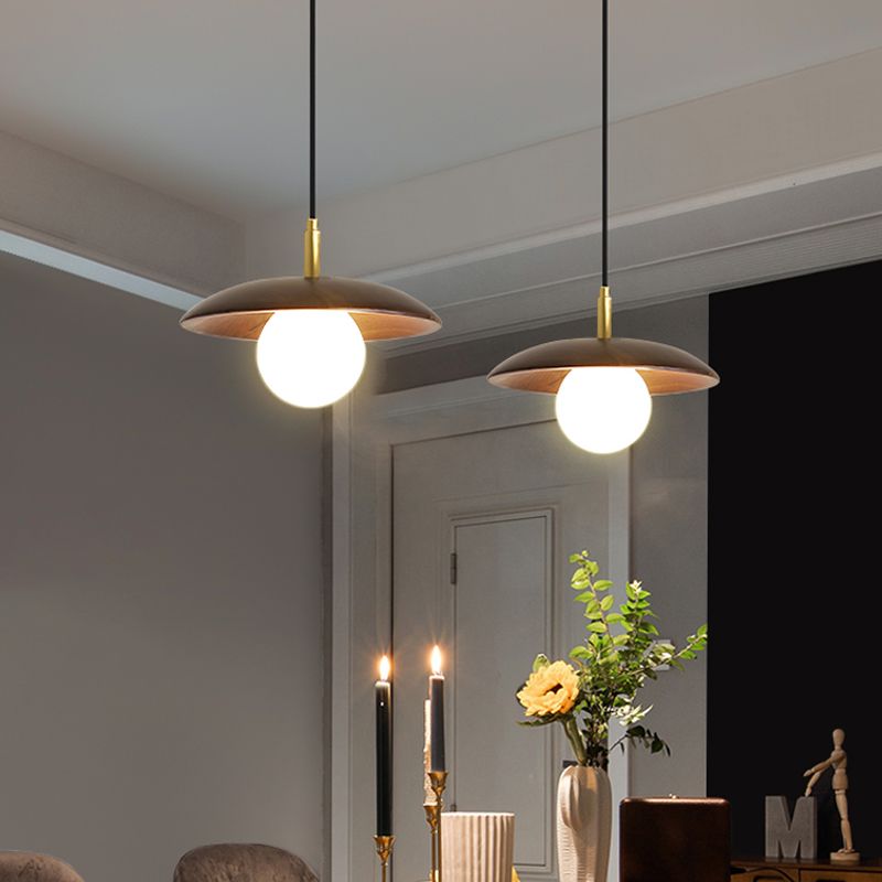 Witte glazen bal/broodje suspensielamp modernisme 1 licht naar beneden verlichting met houten schotel top in bruin