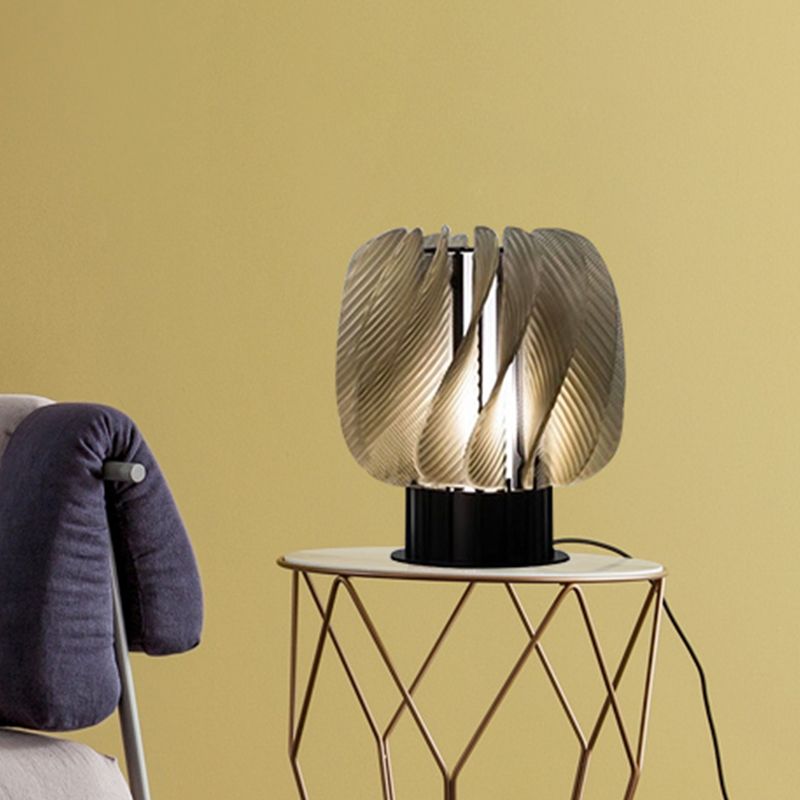 Lampada da comodino in acrilico Drum Modernismo Lampada da scrivania a LED ambrata con design a pannello a spirale per soggiorno