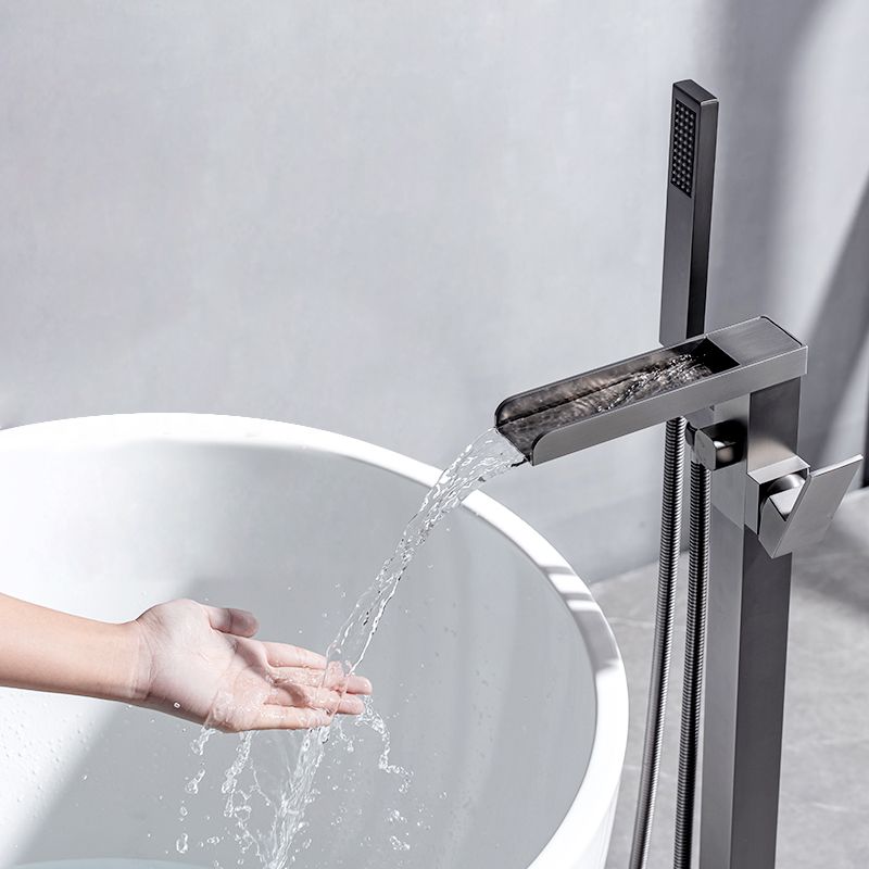 Modern Style Freestanding Faucet Floor Mounted Bathroom Faucet