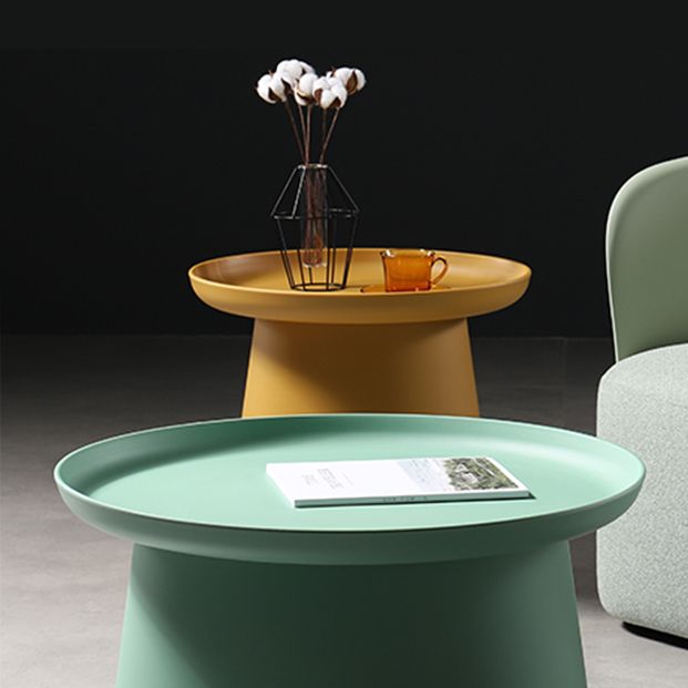 Scandinavian Round Tray Top Side End Table Plastic Pedestal End Table