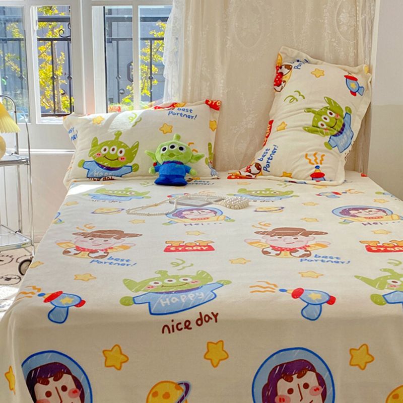 Cartoon Print Bed Sheet Set Flannel Super Soft Modern Pillowcase
