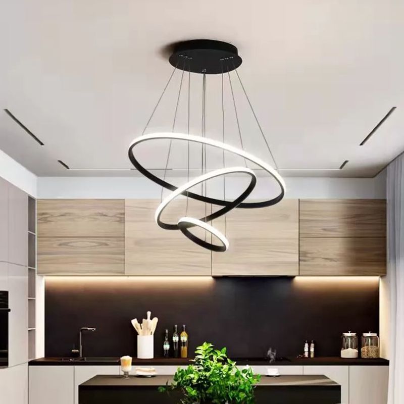 Lineare Metallleuchterleuchten moderner 3-Licht-Kronleuchter-Beleuchtungskörper in Schwarz