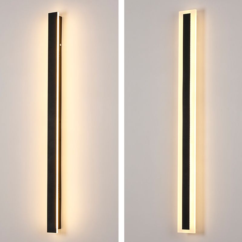 Metal Linear Shape Wall Light Modern 1 Light Wall Mounted Fixture in Black