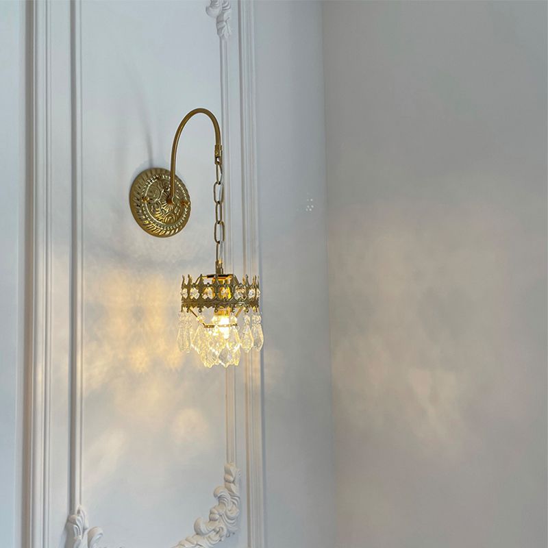 Unique Shade Crystal Wall Sconce Modern Style 1 Light Wall Mount Light Fixture in Brass
