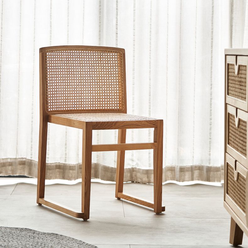 Traditional Style Dining Chair Solid Wood Stackable Side Chair for Home