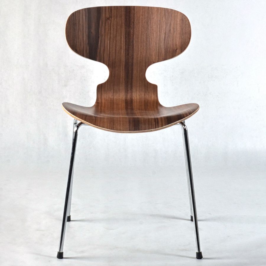 Silla lateral casera contemporánea Silla de comedor tapizada de metal con respaldo sólido
