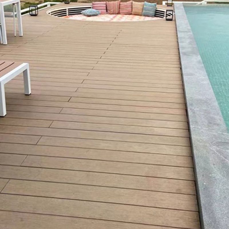 Nailed Patio Flooring Tiles Polypropylene Deck Tile Kit for Outdoor Patio