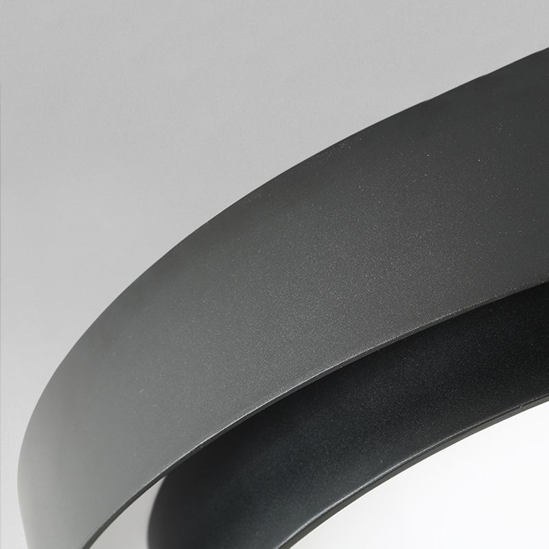 Acrylic Circular LED Ceiling Light in Modern Concise Style Wrought Iron Flush Mount for Living Room