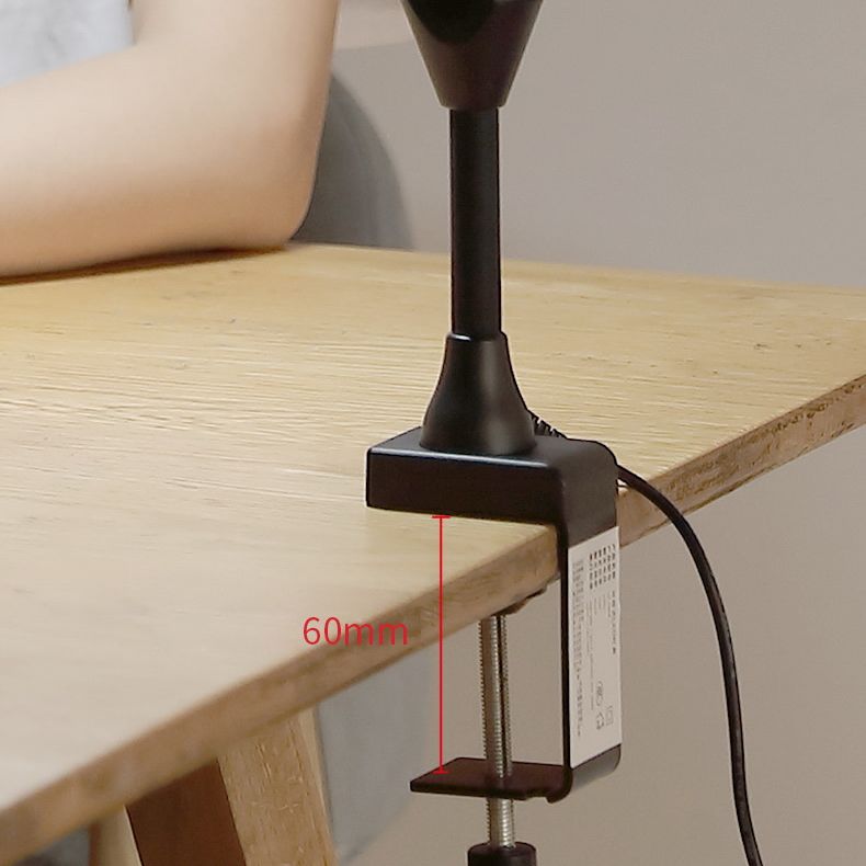 Lampe à serrage linéaire flexible à la lampe en métal minimaliste salle d'étude de table LED avec contrôle tactile