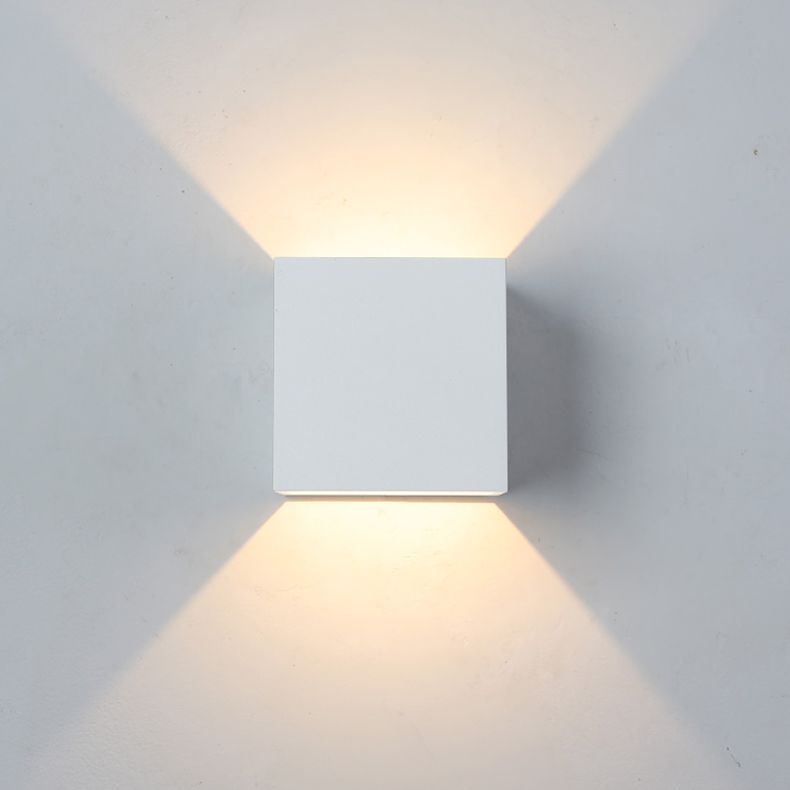 Moderner Stil Leuchte Würfel 2 Lichter Wandscheibe mit Metall für Schlafzimmer