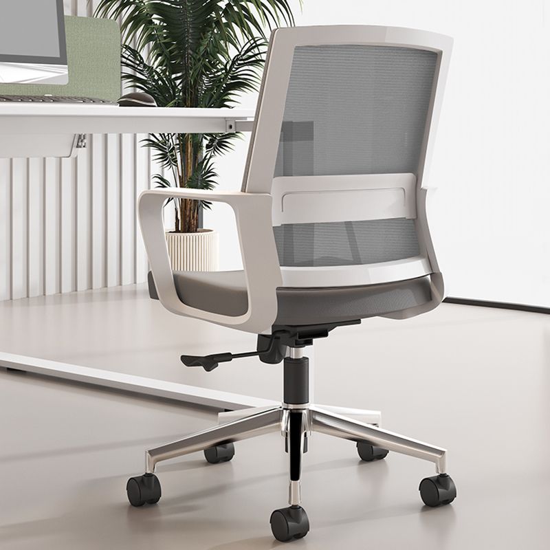 Modern Fixed Arms Conference Chair Mesh Seat and Back Chair for Office