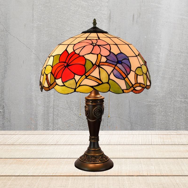 Lampe de nuit en verre rouge / orange en dôme Tiffany 2 lumières Bronze Pull Chain Table Lighling avec base sculptée