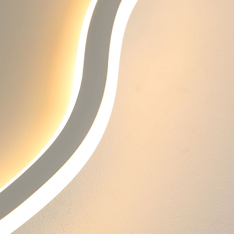 Plafonnier LED créatif moderne, luminaire de plafond en forme de nuage de fer avec abat-jour en acrylique