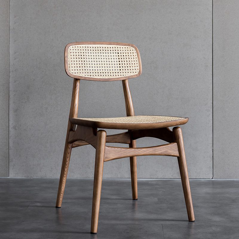 Silla de comedor de madera tradicional, silla sin brazos, silla de comedor de mimbre para uso en restaurantes