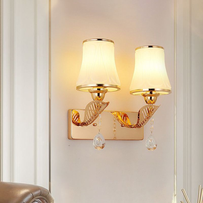 Luz montesa de pared de campana Modernista Vidrst Glass Gold Lighting con caída de cristal