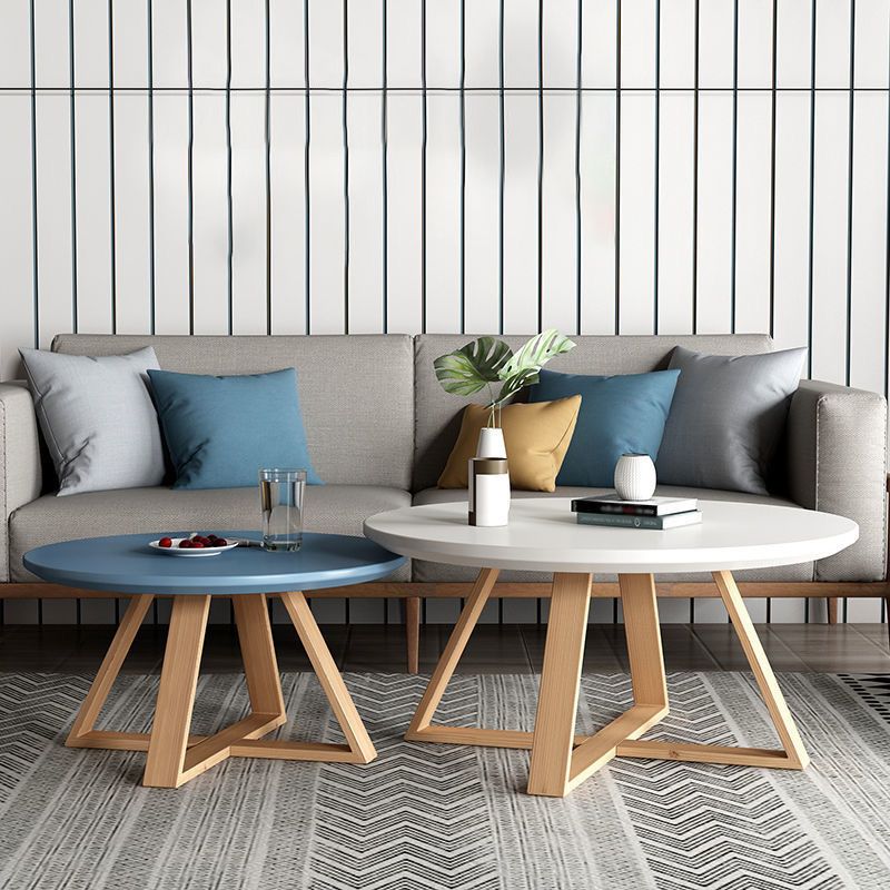 Nordic Style Cocktail Table Multi-color Selection Solid Wood Material Round Coffee Table