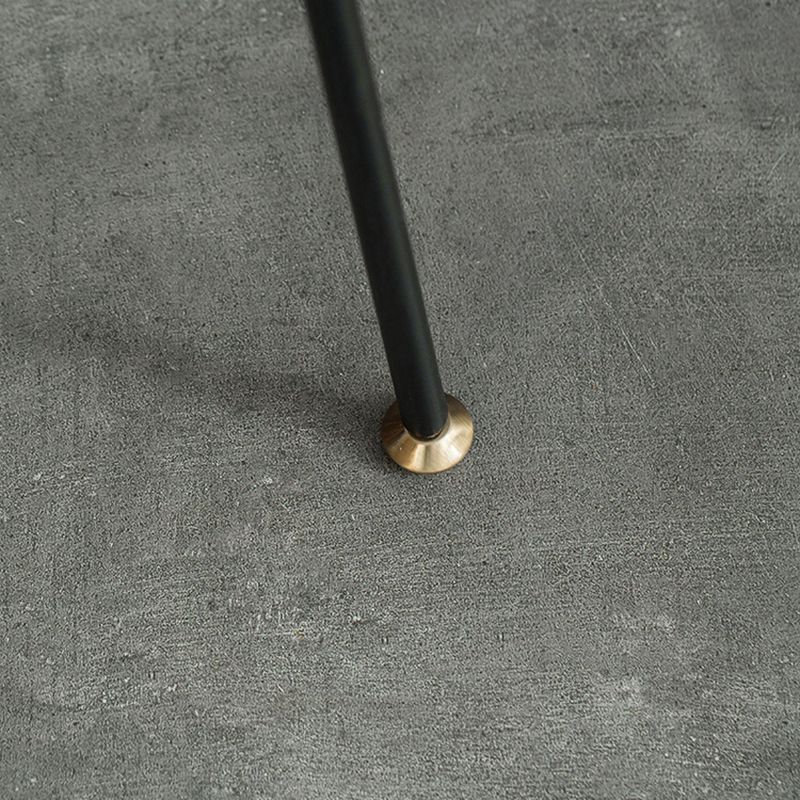 Tabouret de bar en fer noir, tabouret de comptoir à dossier bas de style industriel avec siège en selle