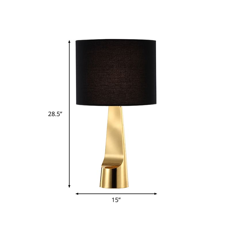 Straight Sided Shade Task Lighting Modernism Metal 1 Head Small Desk Lamp in Black