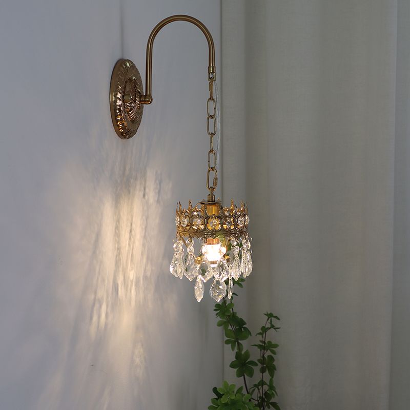 Unique Shade Crystal Wall Sconce Modern Style 1 Light Wall Mount Light Fixture in Brass