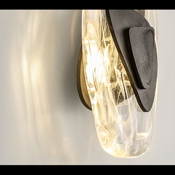 Modern Luxury Style Irregularly Shaped Wall Sconce Crystal Sconce Wall Light