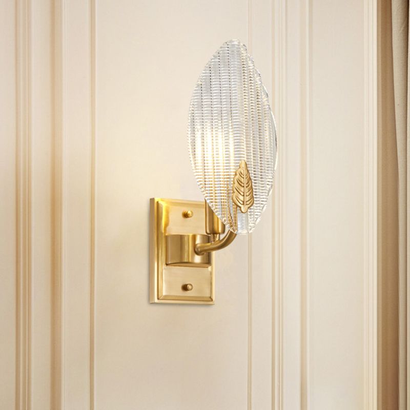 Brass 1/2-Bulb Sconce Light Vintage Clear Fluted Glass Leaf-Shaped Wall Lighting Idea