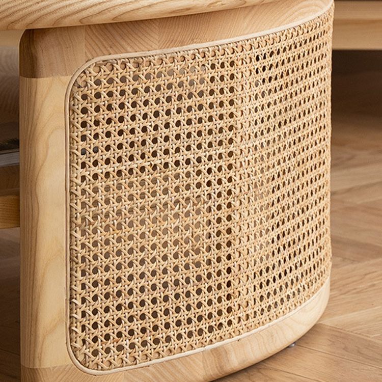 Scandinavian Round Coffee Table with Shelf in Wicker and Solid Wood