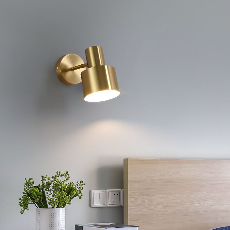 Postmoderne Small Wall Lampe métallique 1 tête de chevet de chevet.