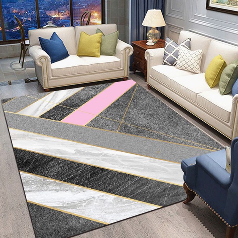 Contemporary Geometric Pattern Carpet Polyester Rug Non-Slip Backing Indoor Carpet for Living Room