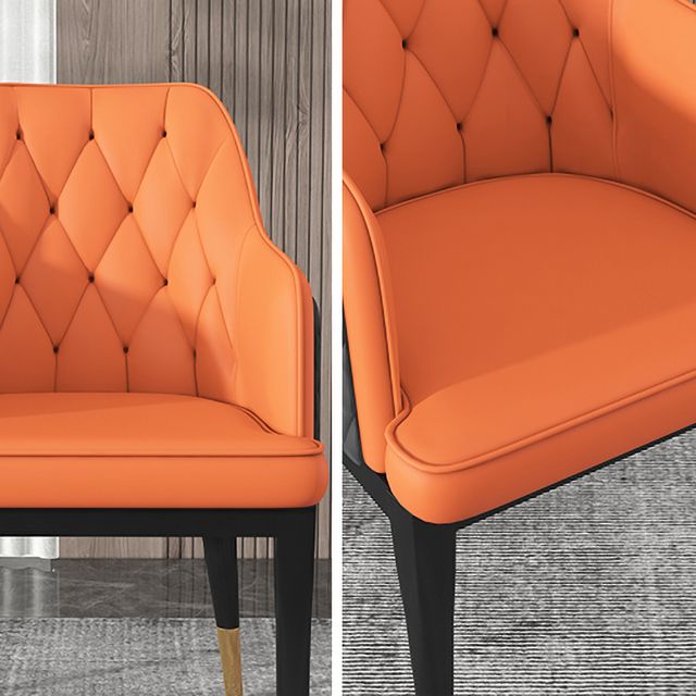 Solide achterkant van de achterste stoelen met stoffen met metalen benen gestoffeerde dineren met metalen benen