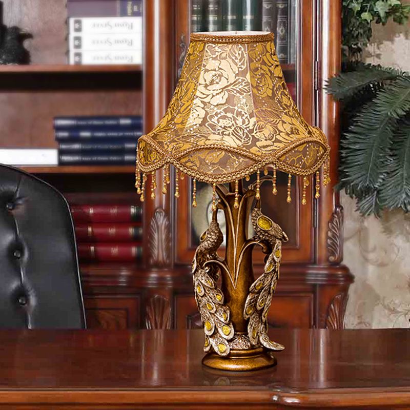 Scalloped Rose Print Fabric Table Light Traditional 1-Light Bedside Night Lamp with Peacock Decoration in Gold