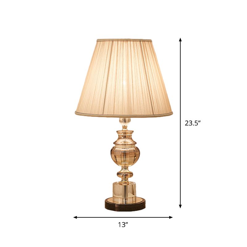 Tissu plissé lampe de table blanche conique 1 ampoule Lumière de table de chevet de style moderne avec base en cristal