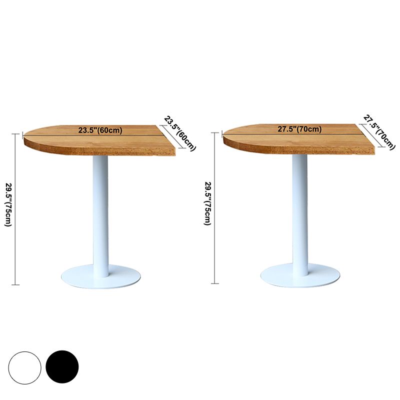 Round Casual Dining Table Wood Color Fixed Table of Pinewood Solid Wood