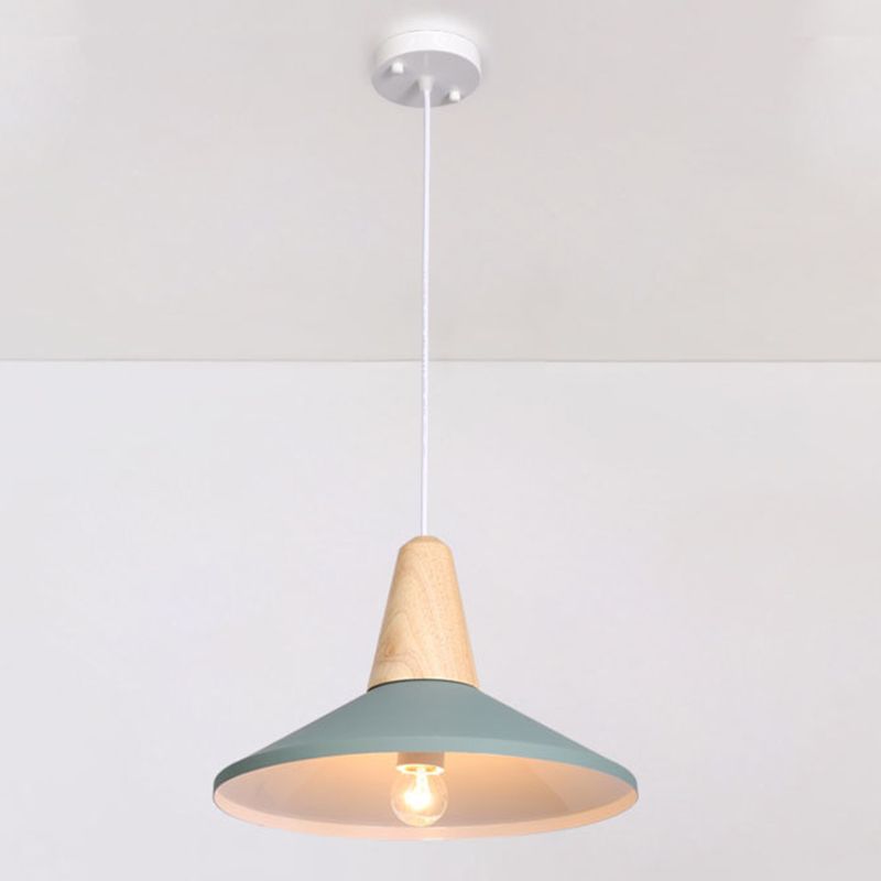Houten kegel hanglamp in moderne beknopte stijl gelakte ijzeren macaron hangende lamp